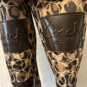 Coach Pearl Signature 🐆 Rain Boots
